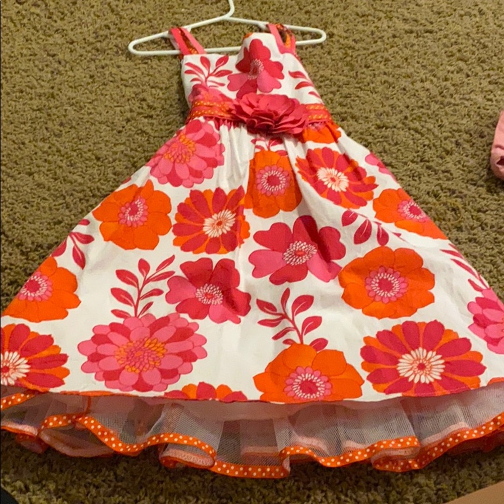 Girls dress